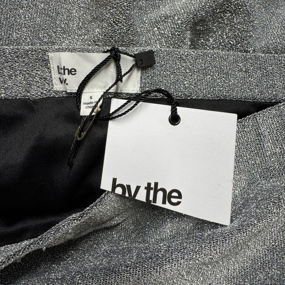 NWT REVOLVE BY THE WAY Eliza Shimmer Skirt Silver S - Picture 10 of 11